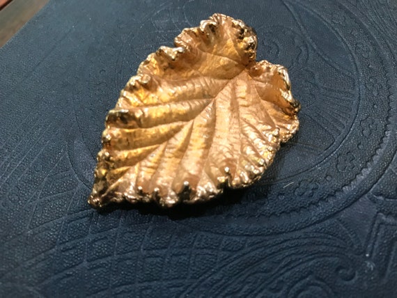 Gold Begonia Leaf Brooch Signed Napier Shaped, Ve… - image 1