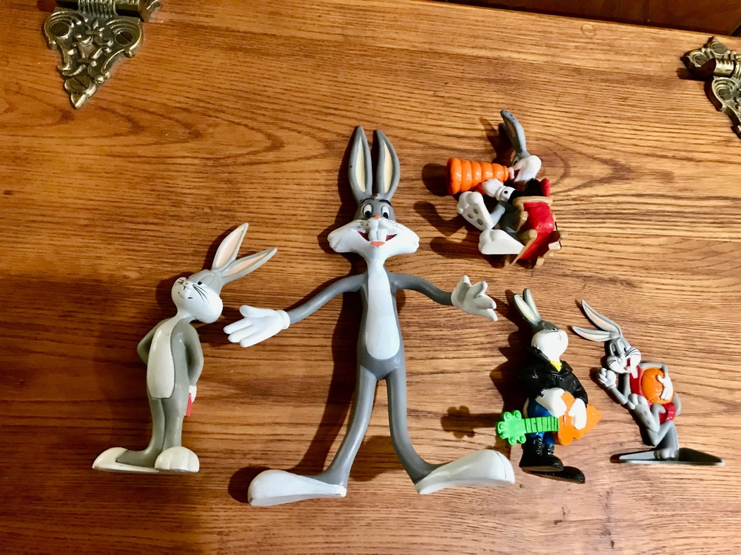 5 Bugs Bunny Figures Warner Bros Toys Vintage 80-90s TV Cartoon