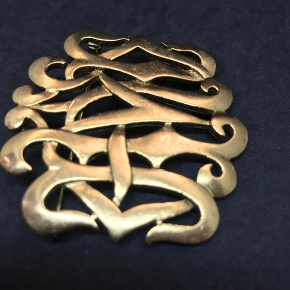 M. Jent Gold Monogram Style Brooch Intertwined Ri… - image 3