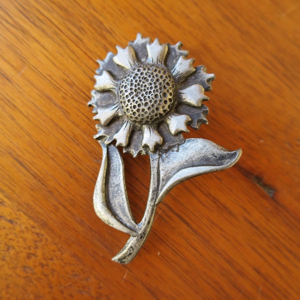 Metzke Pewter Sunflower Brooch Large Sun Flower Pin Hand Mold Made in Canada Jewelry  2.5 inches