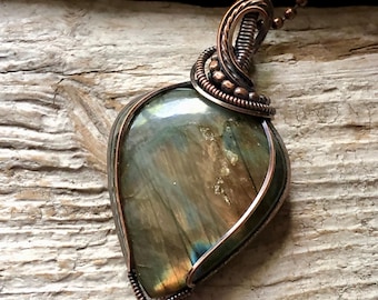 Labradorite and Copper Pendant Necklace