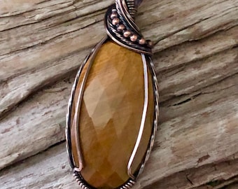 Fauceted Tigers Eye Pendant Necklace