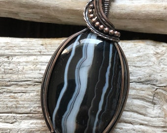 Black/White Agate Pendant, Black and White Jewelry, Agate Pendant