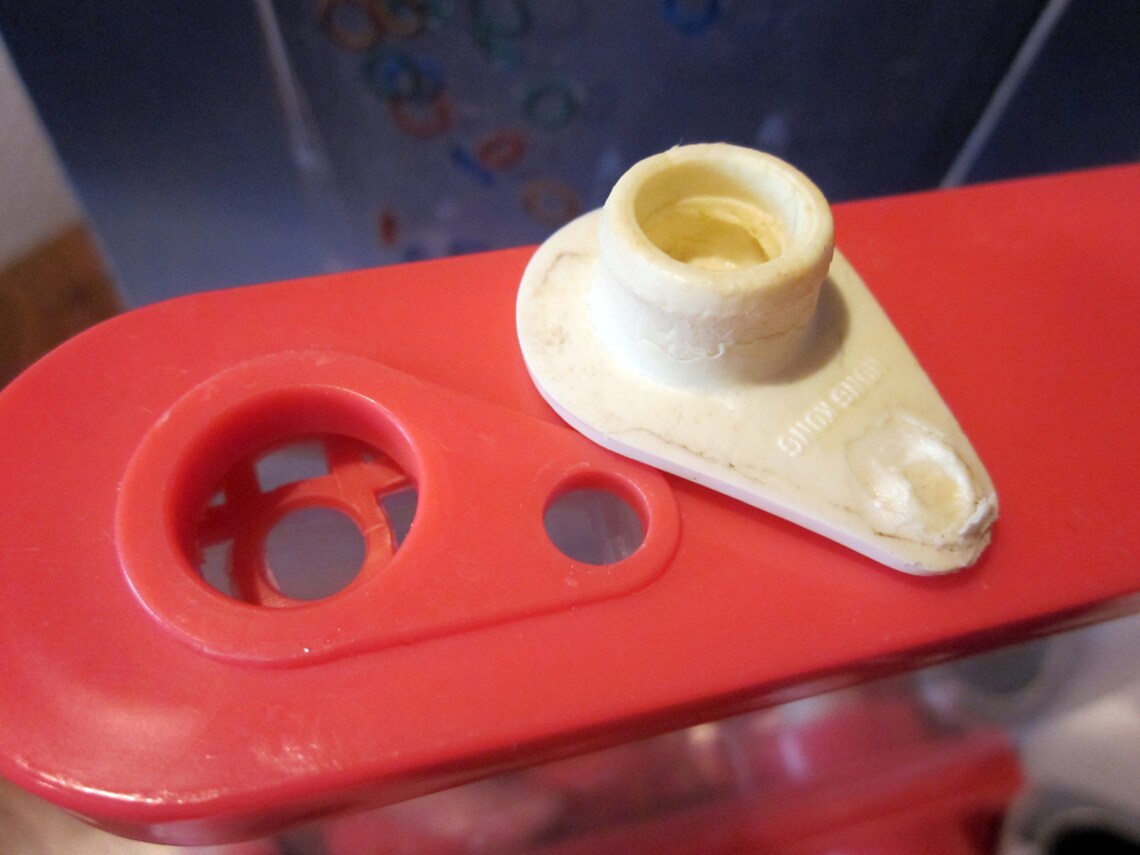 Tomy Wonderful Waterfuls Ring Toss Water Game with Box Etsy