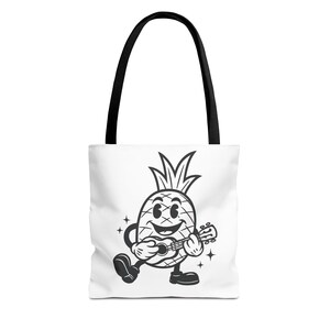 Bolsa de mano retro con diseño de piña y guitarra, estilo vintage de los años 40, diseño en blanco y negro, con un bonito gráfico de fruta alegre.