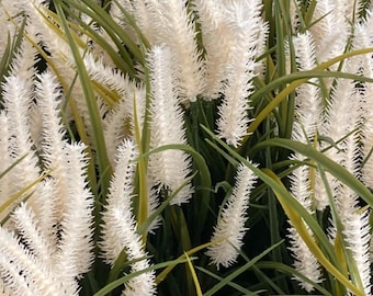 Artificial Grass with White Flowers – UV Resistant Outdoor Greenery