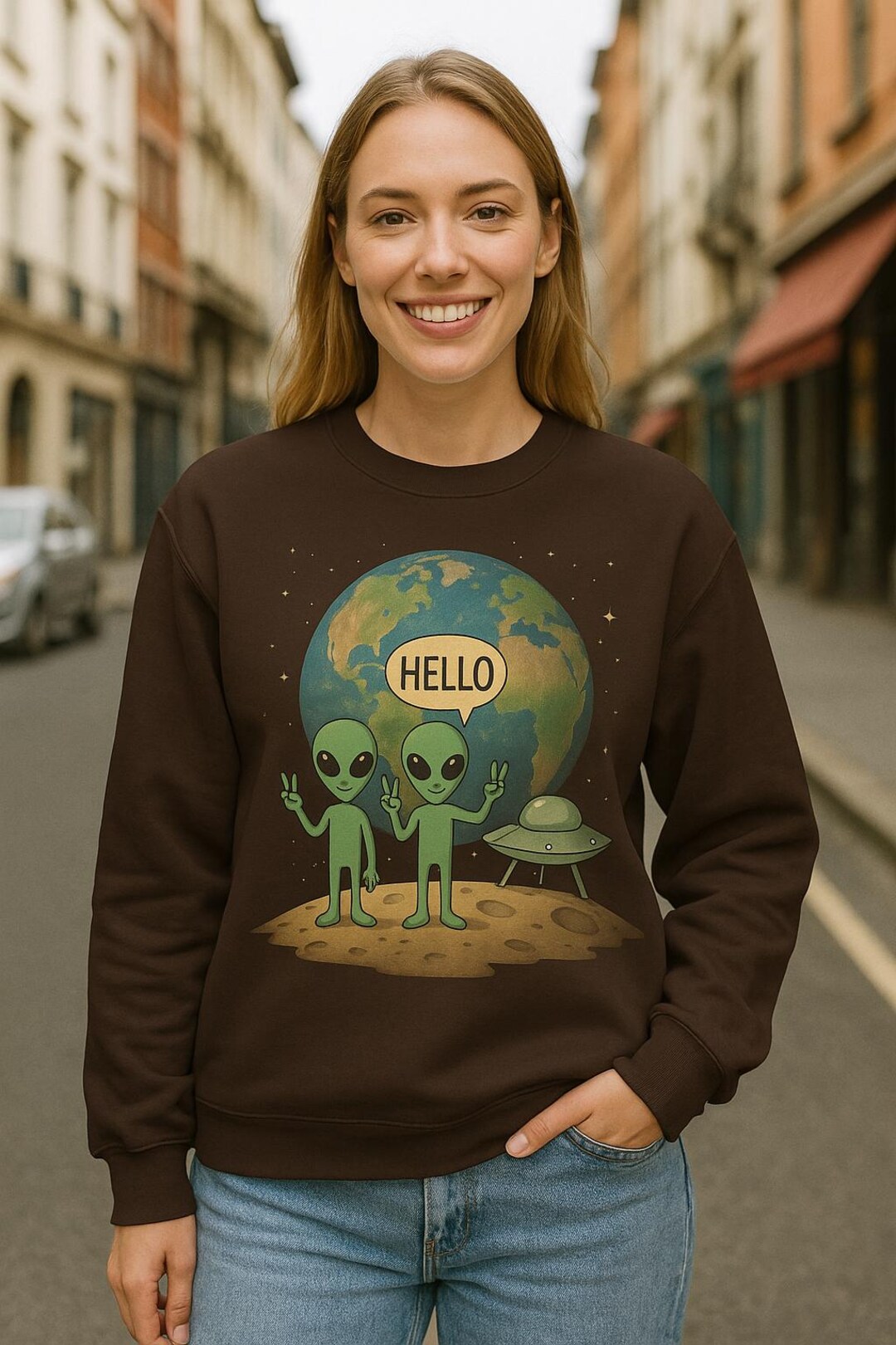 Unisex Alien Crewneck: Space UFO Graphic Sweatshirt - Cute ...
