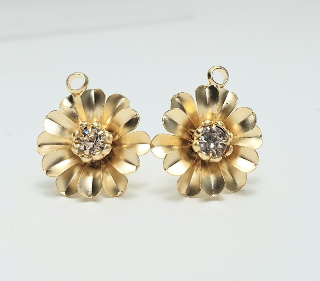 Esg-24/2pcs- 12mm Edelweiss Flower Stud Earring With Loop 4