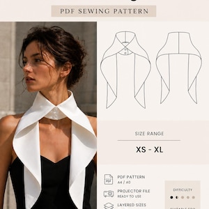 Puede incluir: Un patrón de costura en PDF titulado Collar McQueen de Studio Mani D'Oro. La imagen muestra un cuello desmontable blanco con dos botones, un dibujo técnico de líneas del cuello y texto que indica un rango de tallas de XS a XL para este proyecto.