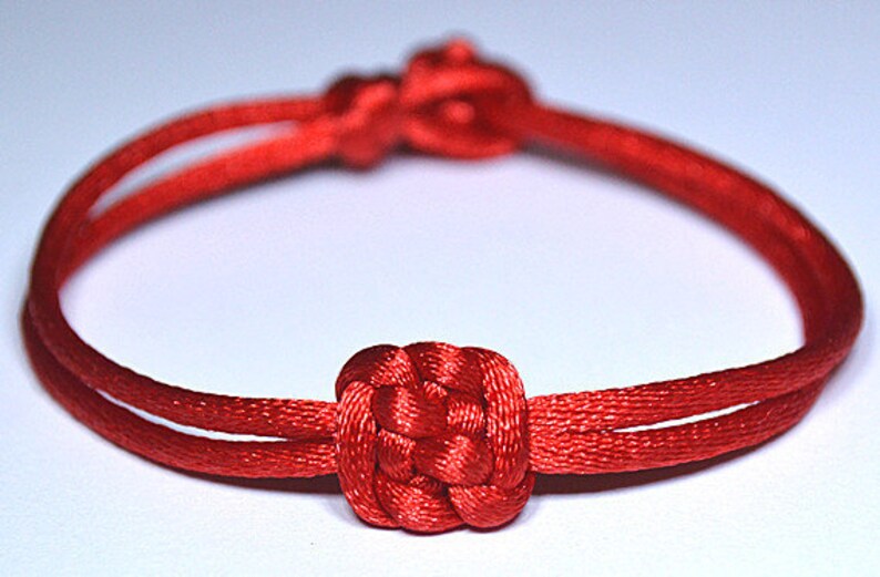 Red Chinese Knot Good Luck Bracelet the Plafond Etsy