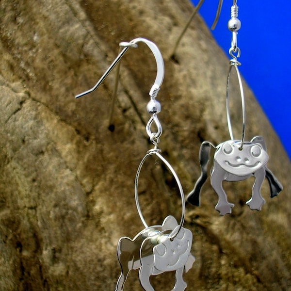 Silver Frog earrings, Frog jewellery, Frog Hooks, Handmade, Wildlife Jewellery, Animal lovers gift, Frog Gifts, Froggies, Animal Jewellery.