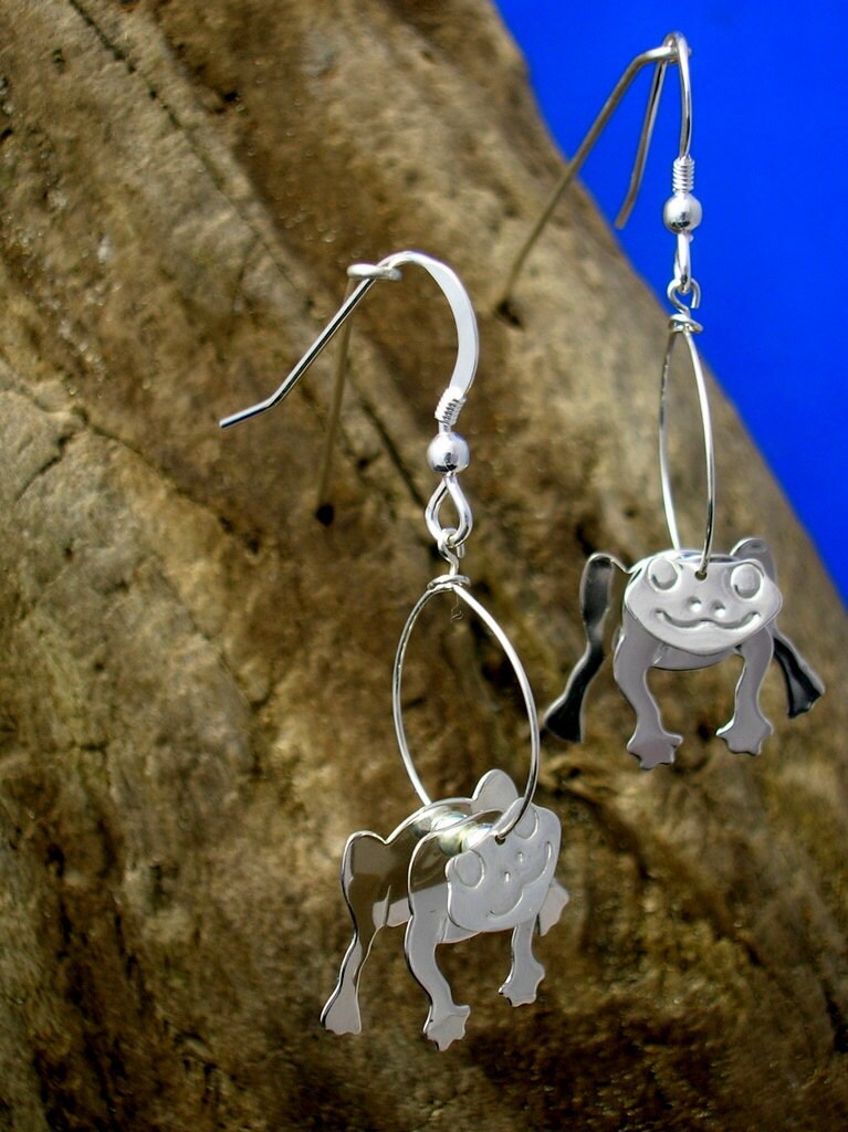 Frog earrings silver discount