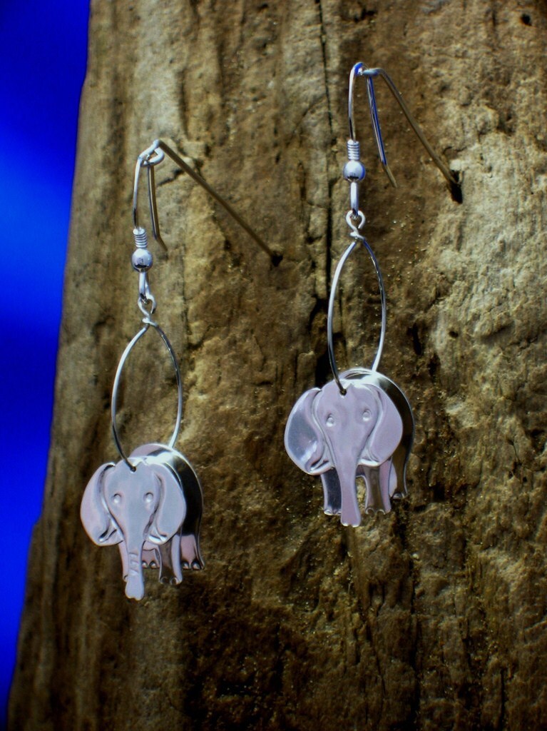 Pendientes De Gancho Acrílico De Elefante De Impresión De De Pendientes De Gancho Acrílico De Elefante De Impresión De De