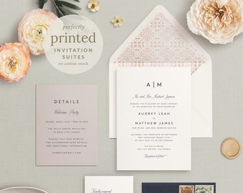 Moderne Hochzeitseinladungen mit Monogramm in Marine, gedruckte Einladungen, kundenspezifische Farben