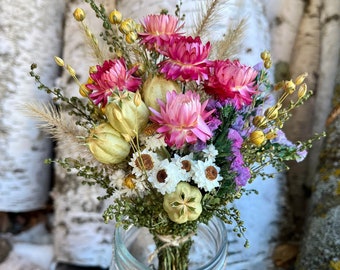 Small Dried Flower Bouquet with Statice and Strawflowers, Mini Wild Flower Bouquet