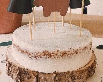 Thick Natural Wood Slice Cake Stand: Rustic Wedding Centerpiece (3-16 Inch Rounds