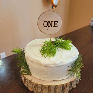 Medium Extra Large/Large Natural Wood Log Slice Tree Bark Wedding Table Centerpiece Cake Stand
