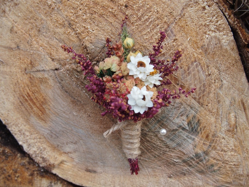 Shabby and Rustic Groom Boutonniere, Autumn Flowers, Pin on Corsages, Wrist Corsage, Burgundy 