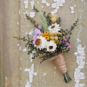 Garden Flower Dried Flower Boutonniere, Corsage, Groom and Groomsmen Pin, Country Weddings