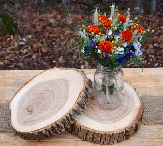 12 inch wood slices for wedding centerpieces, chargers, or other decor •  Offbeat Wed (was Offbeat Bride)