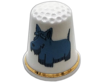 Vintage china thimble Holiday Souvenir Scotland Moffat