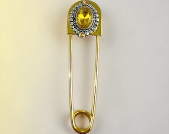 Medium Stainless Steel Kilt Pin: Scarf, Hat & Key Holder with Citrine Accent, 3 inches