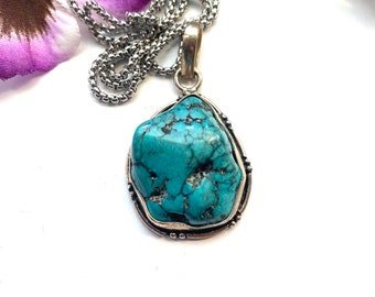 Turquoise Necklace | Turquoise Oval Pendant|Stabilized turquoise| Healing Pendant| Turquoise Necklace| Turquoise Jewelry| turquoise gemstone