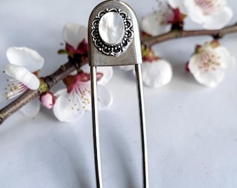 Jumbo Safety Pin Kilt Pin with Mother of Pearl Accent, Scarf Hat Brooch