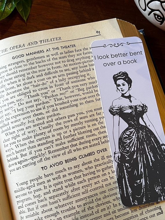 I Look Better Bent Over a Book Bookmark – Sassy Reader Gift, Book Lover Accessory, Funny Bookish Gift