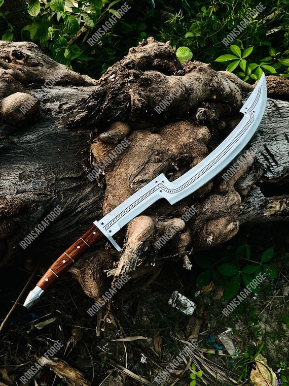 Hand-Forged Carbon Steel Khopesh Sword – Egyptian Replica with Leather Sheath