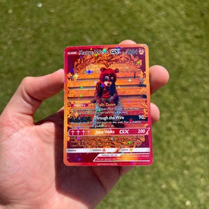 Tarjeta GX estilo Pokémon de Ye Kanye West The College Dropout