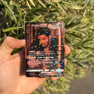 Tarjeta estilo Pokémon Drake Cuídate