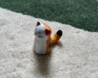 Reposapalillos de cerámica con forma de gato hecho a mano: decoración de mesa japonesa