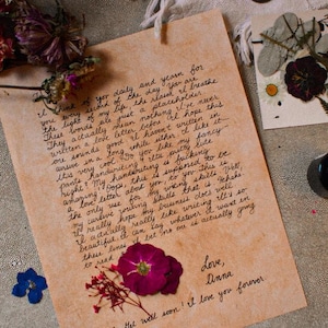 Cartas personalizadas escritas à mão | Cartas com flores secas | Românticas | Presente de aniversário para ele ou ela | Carta de término de relacionamento