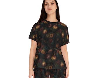 Pijama vintage con estampado floral oscuro | Camiseta de manga corta y pantalones cortos