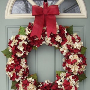 Valentine Wreath -  Valentine Door Wreath - Valentines Day Wreath - Heart Wreath - Valentine Heart Wreath
