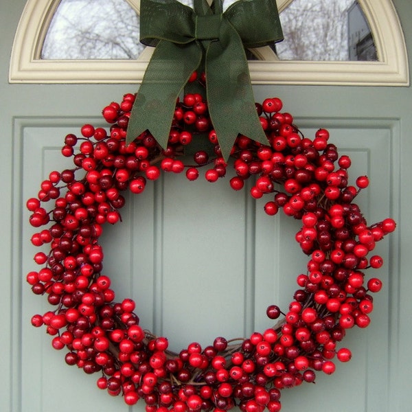 Christmas Wreath - LAST ONE - Holiday Wreath - Red Berry Christmas Wreath