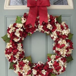 Valentine Wreath -  Valentine Door Wreath - Heart Wreath - Valentines Day Wreath