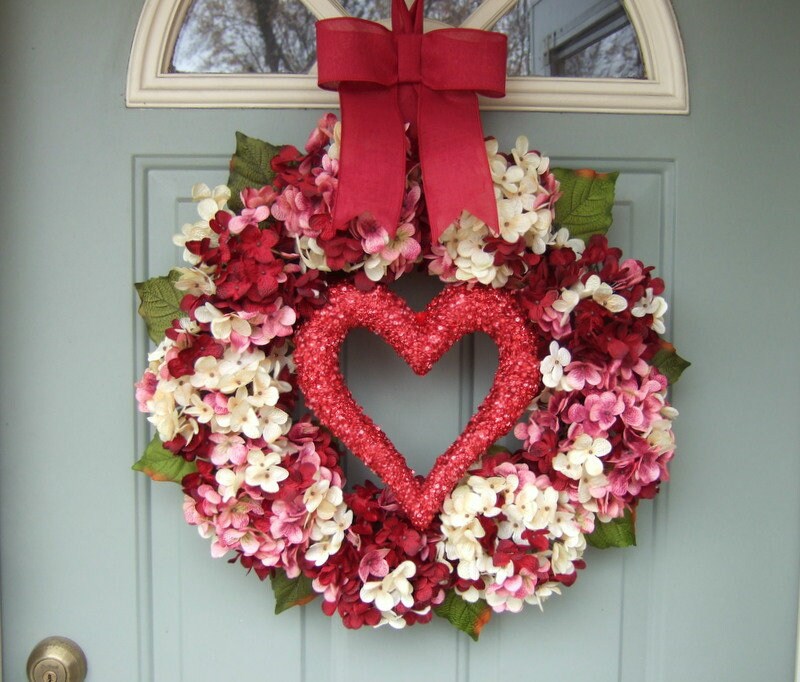 Valentine's Wreath – HHGDECOR