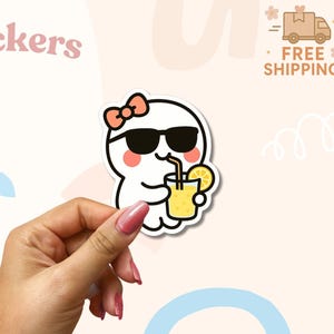 Cooler Geist Trinkender Limonade Aufkleber - Kawaii Summer Vibes Vinyl Aufkleber