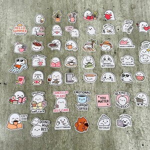 Kawaii Geist Sticker Pack - 45 Self-Care & Stimmung Sticker | Wählen Sie Mattes, Glänzendes oder Holographisches Finish