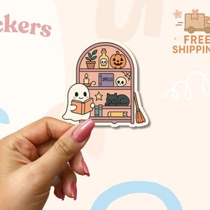 Adesivo per libreria con lettura di fantasmi - Grazioso adesivo con libri e gatti di Halloween, estetica spettrale per gli amanti dei libri, per laptop o diario
