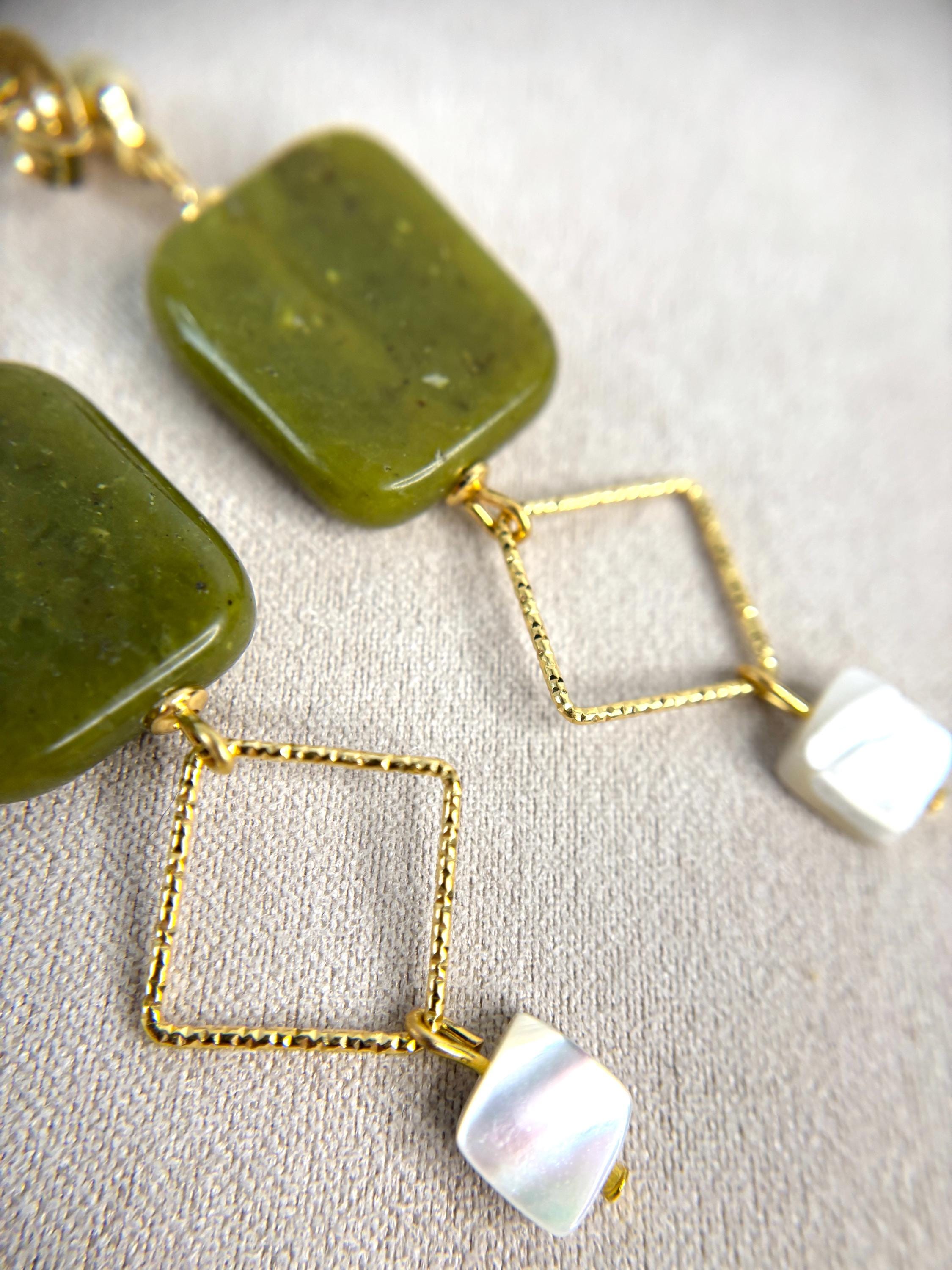 Boucles D'Oreilles Clip Argenté Avec Jade Sculpté Vert & Blanc - Style Art Déco Années 1920