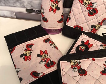 Minnie Mouse kitchen tea towel set