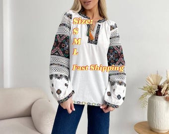 Geborduurde Oekraïense Vyshyvanka-blouse – witte katoenen Boho-tuniek, strikhals