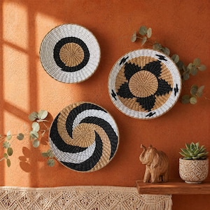 Woven Basket Wall Art: Boho Patterns - Natural Water Hyacinth