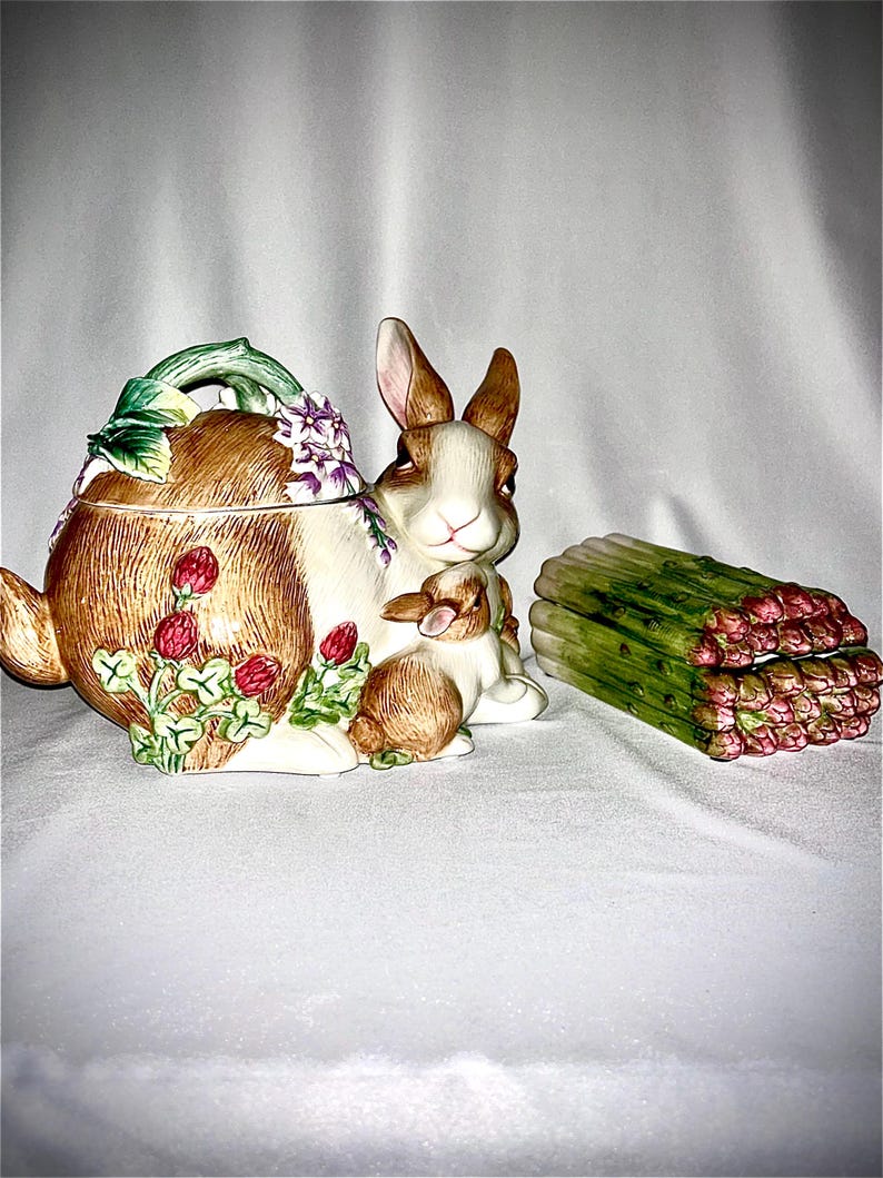 Fitz And Floyd Bunnynull
