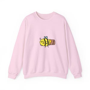 Sudadera con la abeja más dulce, divertida y adorable sudadera de cuello redondo para amantes de los juegos de palabras y fanáticos de las abejas.