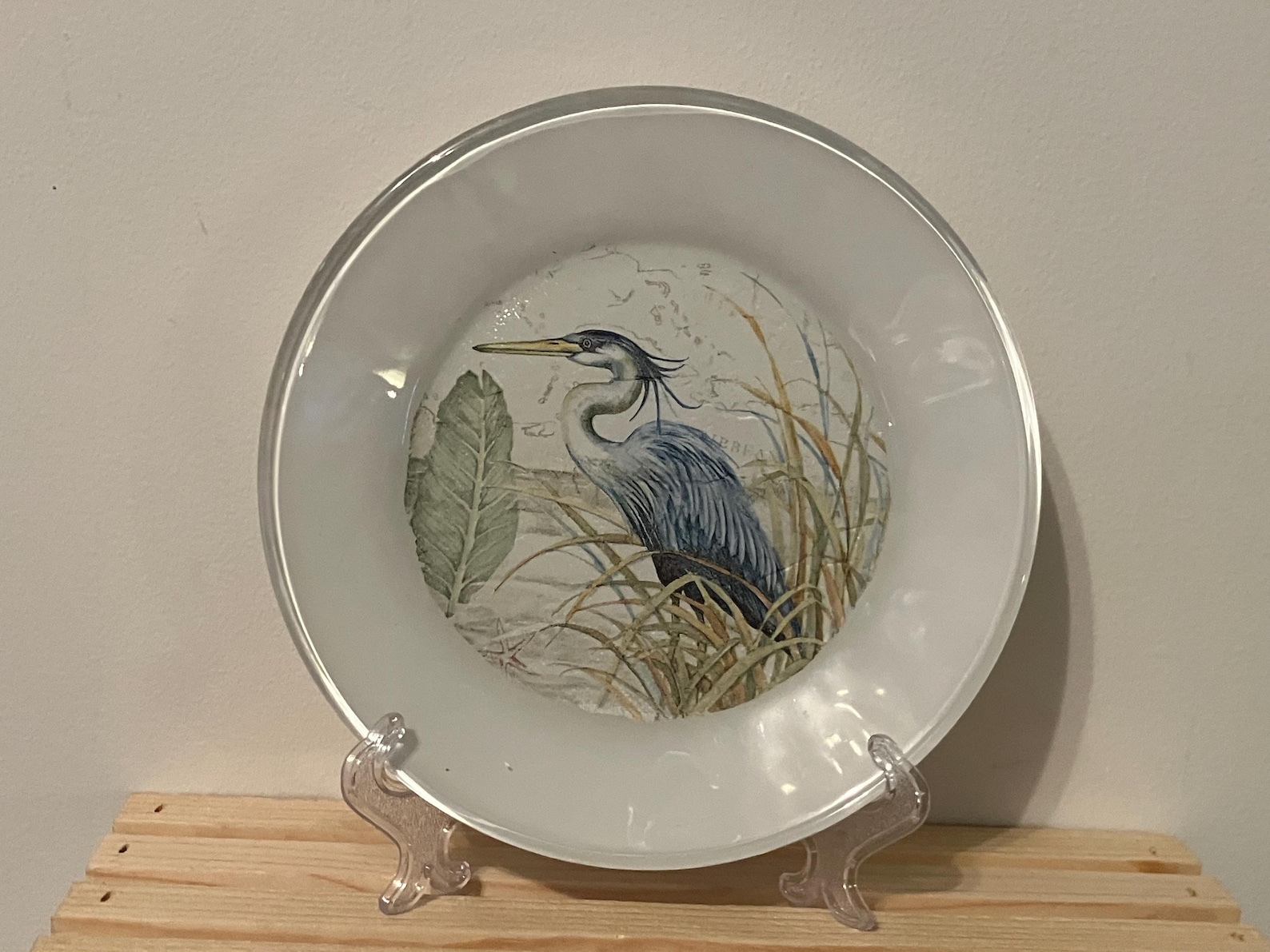 Blue Heron Designer Plate, Nature Wildlife Home Decor (7.5" Diameter)