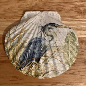 Decorative Shell w/Stand - Great Blue Heron